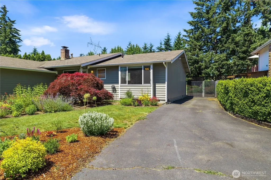27745 166th Avenue SE Covington WA 98042