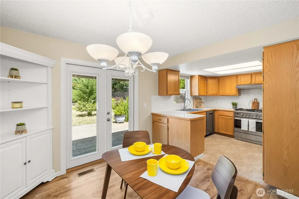 27745 166th Avenue SE Covington WA 98042
