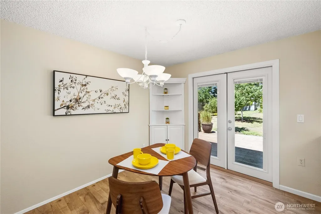 27745 166th Avenue SE Covington WA 98042