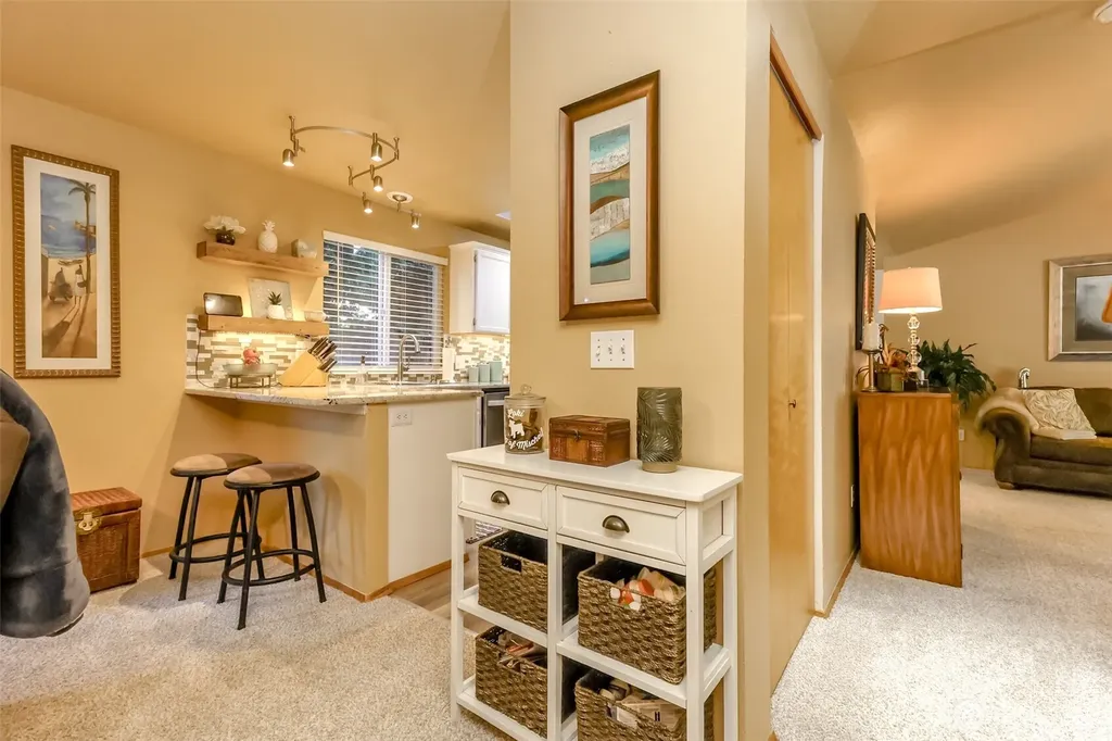 3817 52nd Avenue NE Tacoma WA 98422