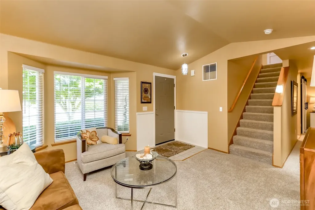 3817 52nd Avenue NE Tacoma WA 98422