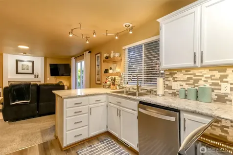 3817 52nd Avenue NE Tacoma WA 98422
