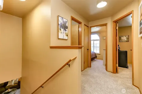 3817 52nd Avenue NE Tacoma WA 98422