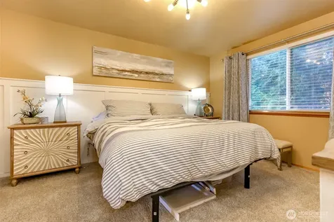 3817 52nd Avenue NE Tacoma WA 98422