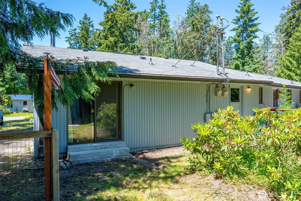 4554 N Siesta Place Oak Harbor WA 98277