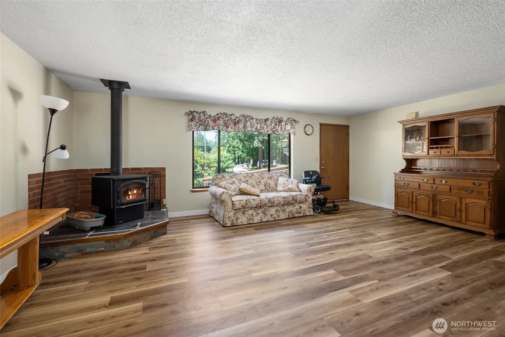 4554 N Siesta Place Oak Harbor WA 98277
