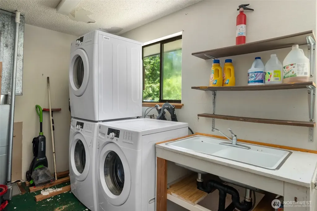 4554 N Siesta Place Oak Harbor WA 98277