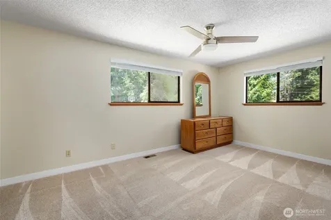 4554 N Siesta Place Oak Harbor WA 98277