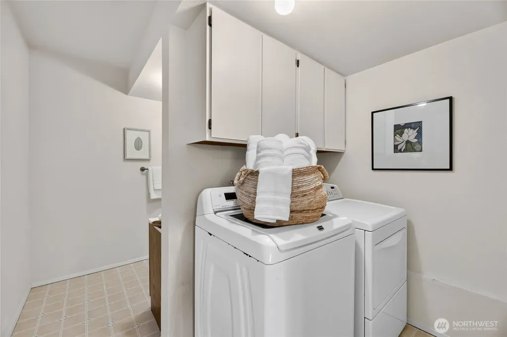 5927 135th Place SE Bellevue WA 98006