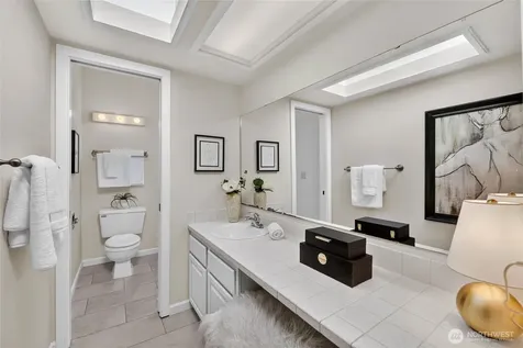 5927 135th Place SE Bellevue WA 98006