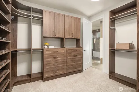 10856 NE 12th Street Bellevue WA 98004