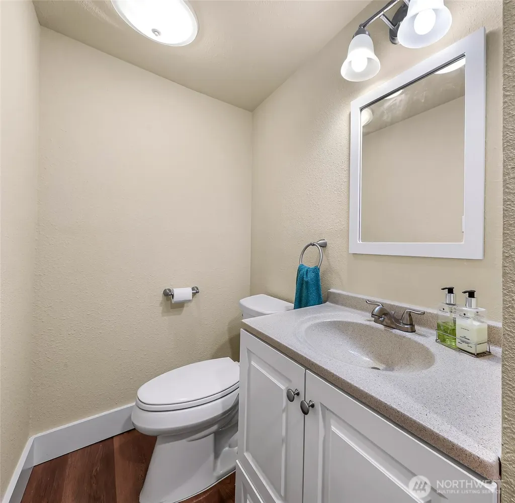 1362 Orleans Street Bellingham WA 98229
