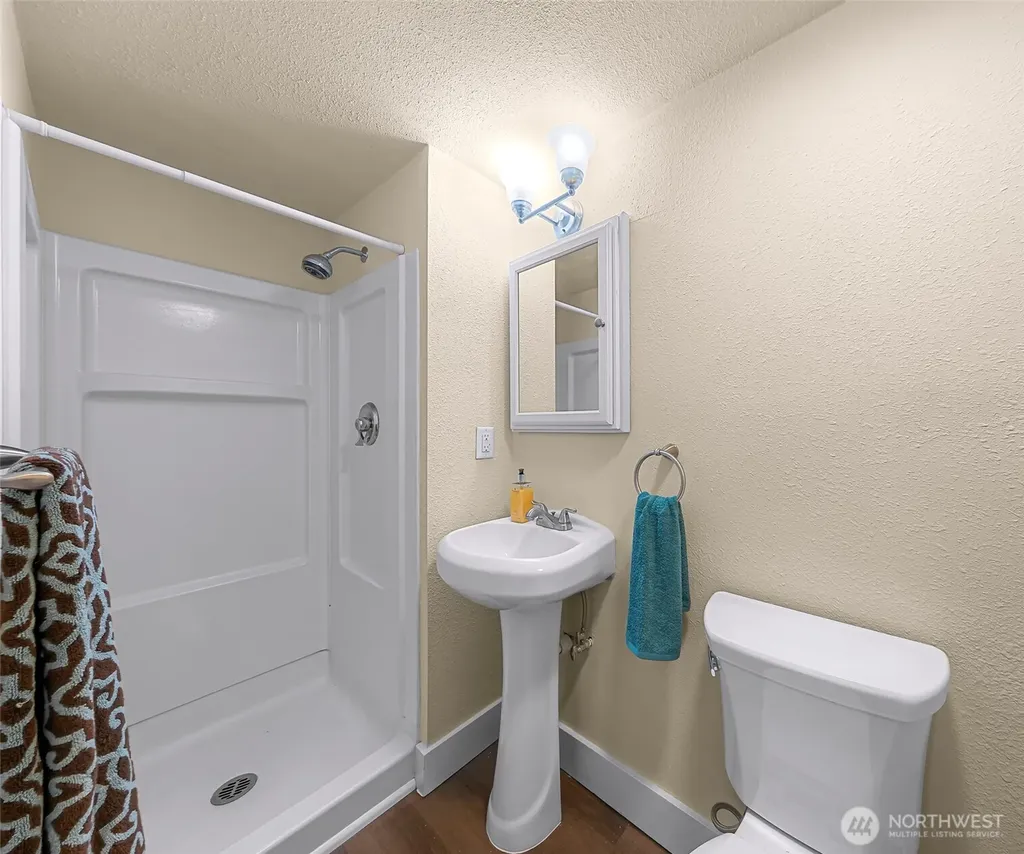 1362 Orleans Street Bellingham WA 98229