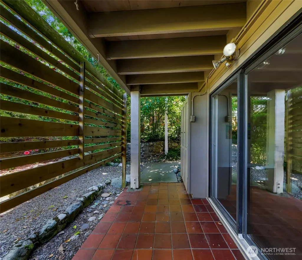 1362 Orleans Street Bellingham WA 98229