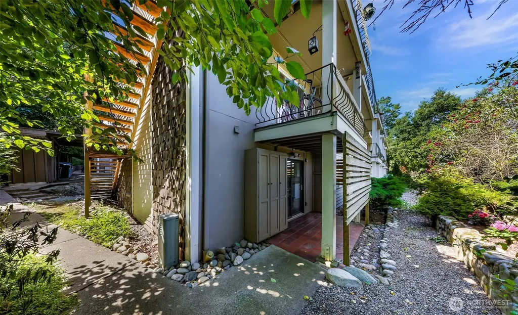1362 Orleans Street Bellingham WA 98229