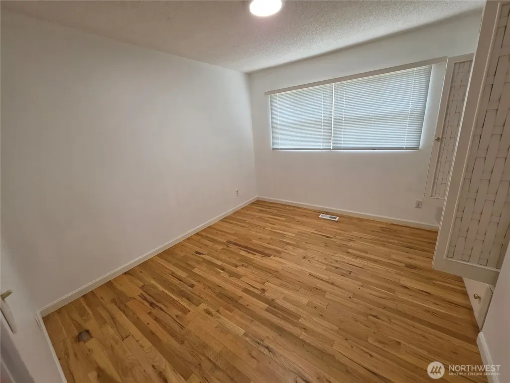 809 Flint Avenue Vancouver WA 98664