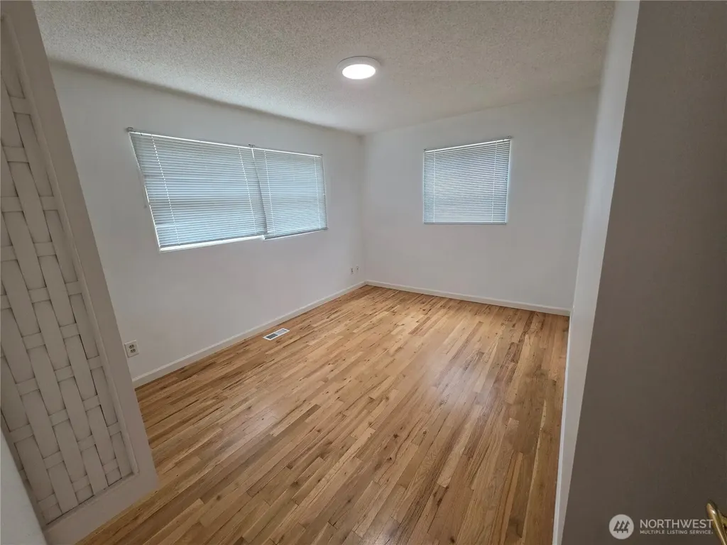 809 Flint Avenue Vancouver WA 98664