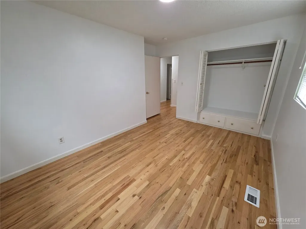 809 Flint Avenue Vancouver WA 98664