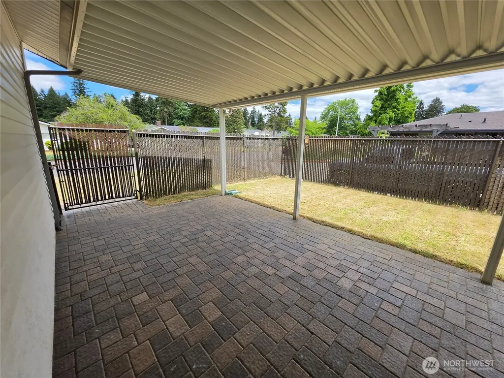 809 Flint Avenue Vancouver WA 98664