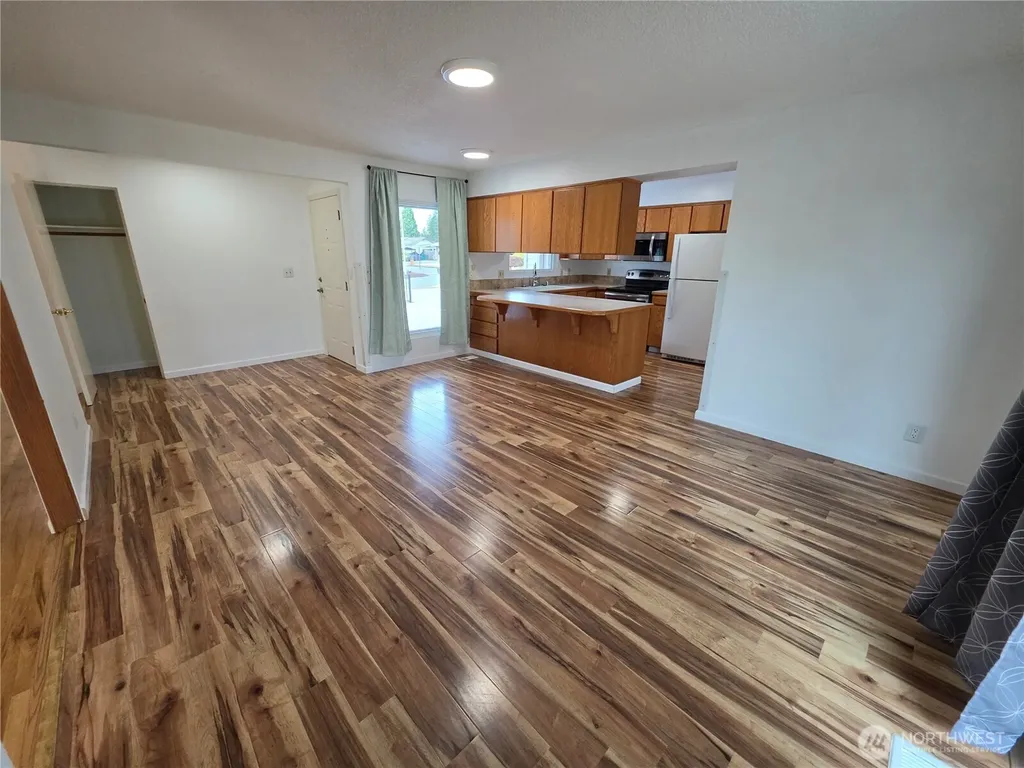 809 Flint Avenue Vancouver WA 98664