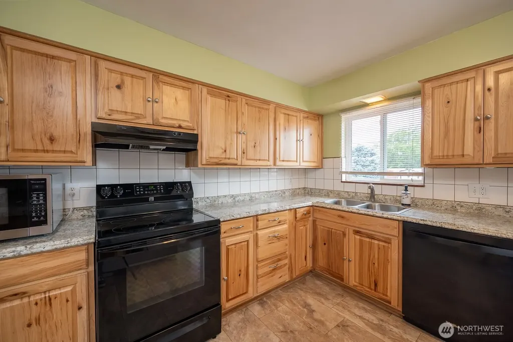 917 S Dahlia Drive Moses Lake WA 98837