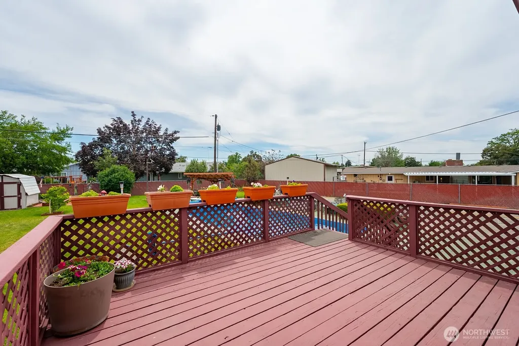 917 S Dahlia Drive Moses Lake WA 98837