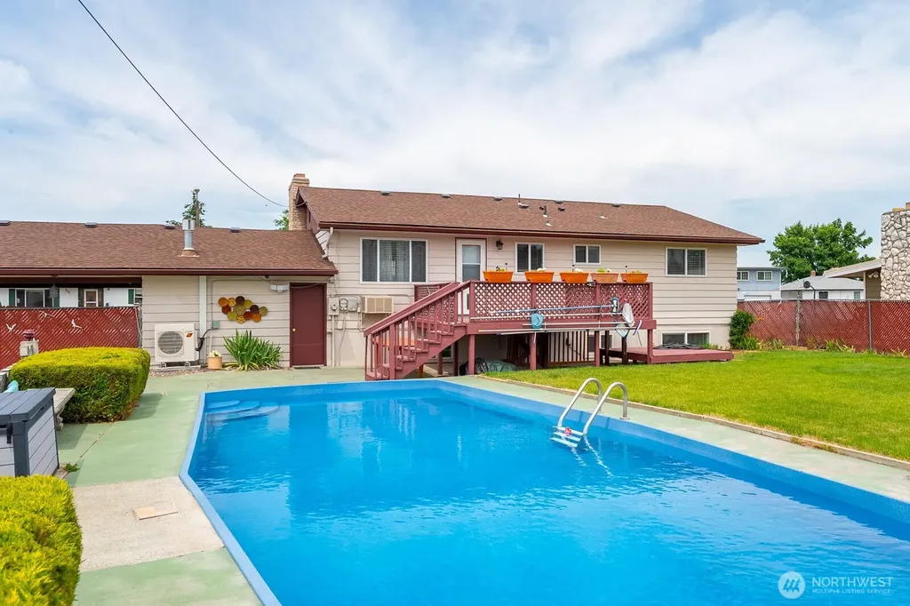 917 S Dahlia Drive Moses Lake WA 98837