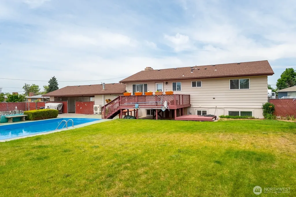 917 S Dahlia Drive Moses Lake WA 98837