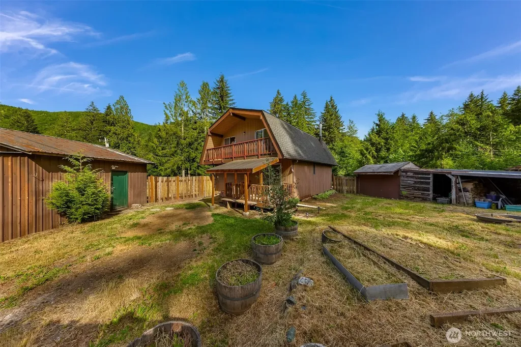 1131 Deep Valley Drive Maple Falls WA 98266