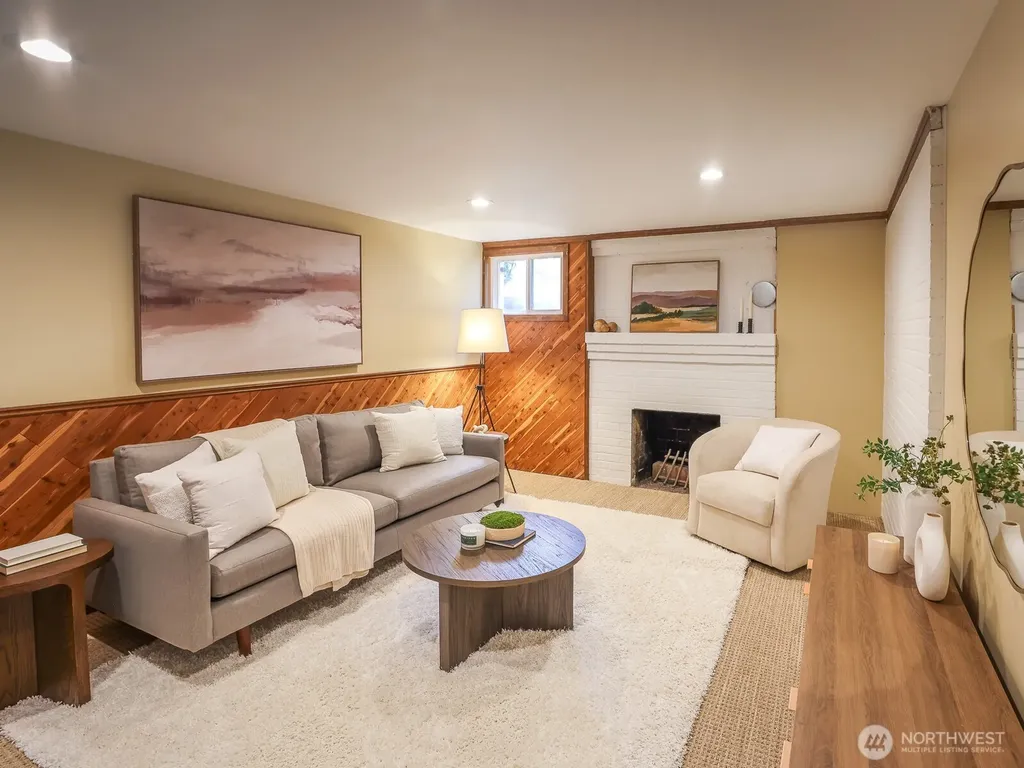 3248 NW Market Street Seattle WA 98107