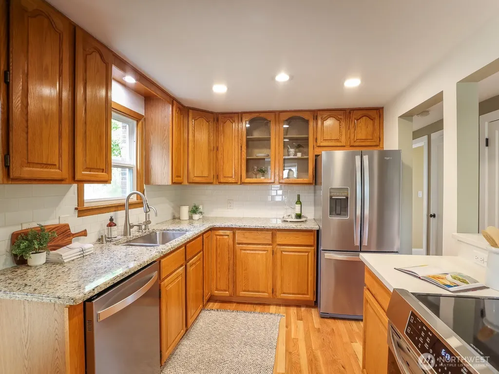 3248 NW Market Street Seattle WA 98107