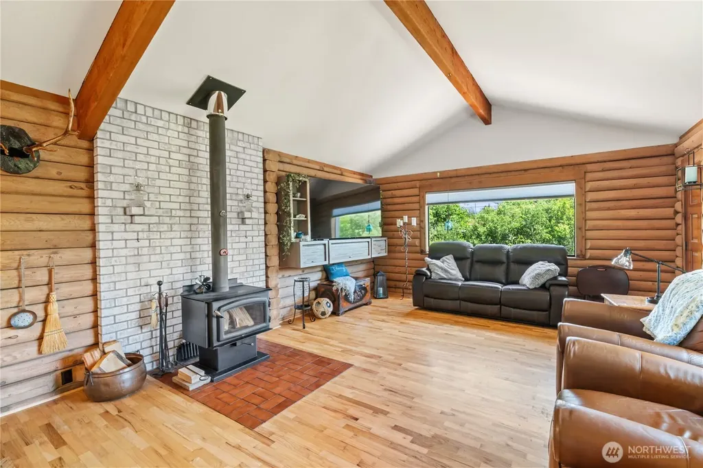 1568 Kim Lee Drive Grayland WA 98547