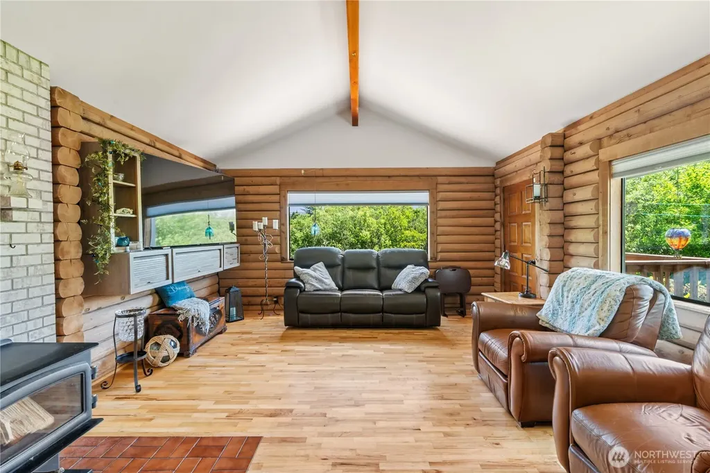 1568 Kim Lee Drive Grayland WA 98547