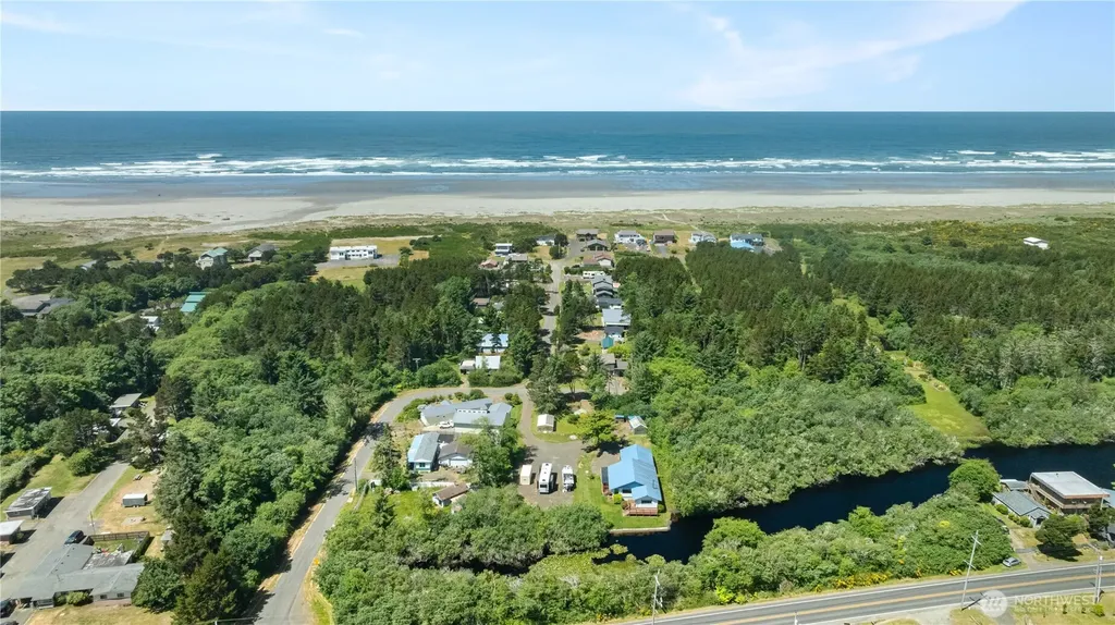 1568 Kim Lee Drive Grayland WA 98547