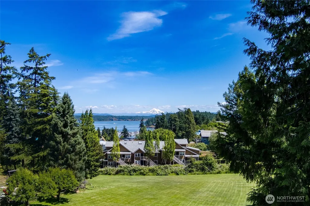820 Guard Street Friday Harbor WA 98250