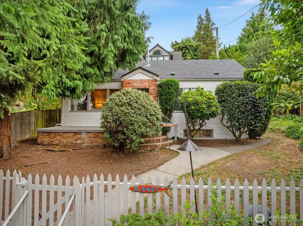 15 Fulton Street Seattle WA 98109