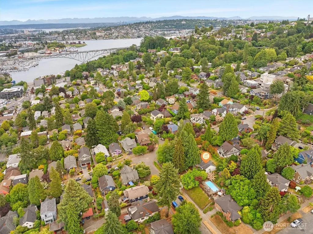 15 Fulton Street Seattle WA 98109