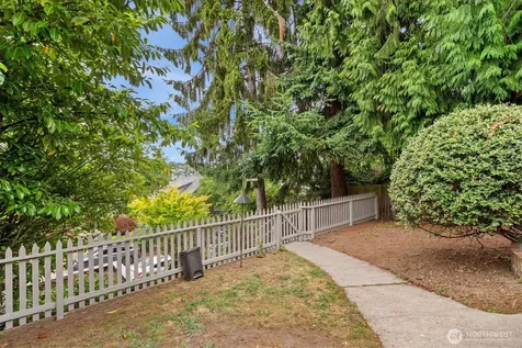15 Fulton Street Seattle WA 98109
