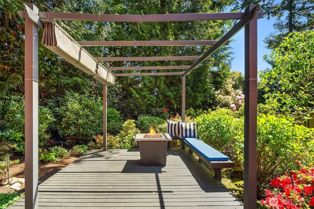 2302 126th Avenue NE Bellevue WA 98005