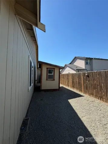106 N Benton Street Kittitas WA 98934