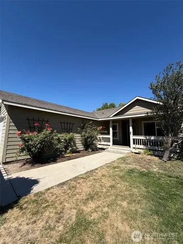 106 N Benton Street Kittitas WA 98934