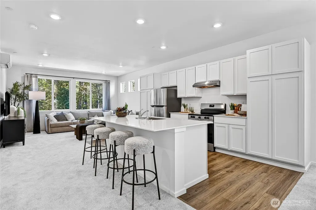 34100 Emerald Ridge Avenue SE Black Diamond WA 98010