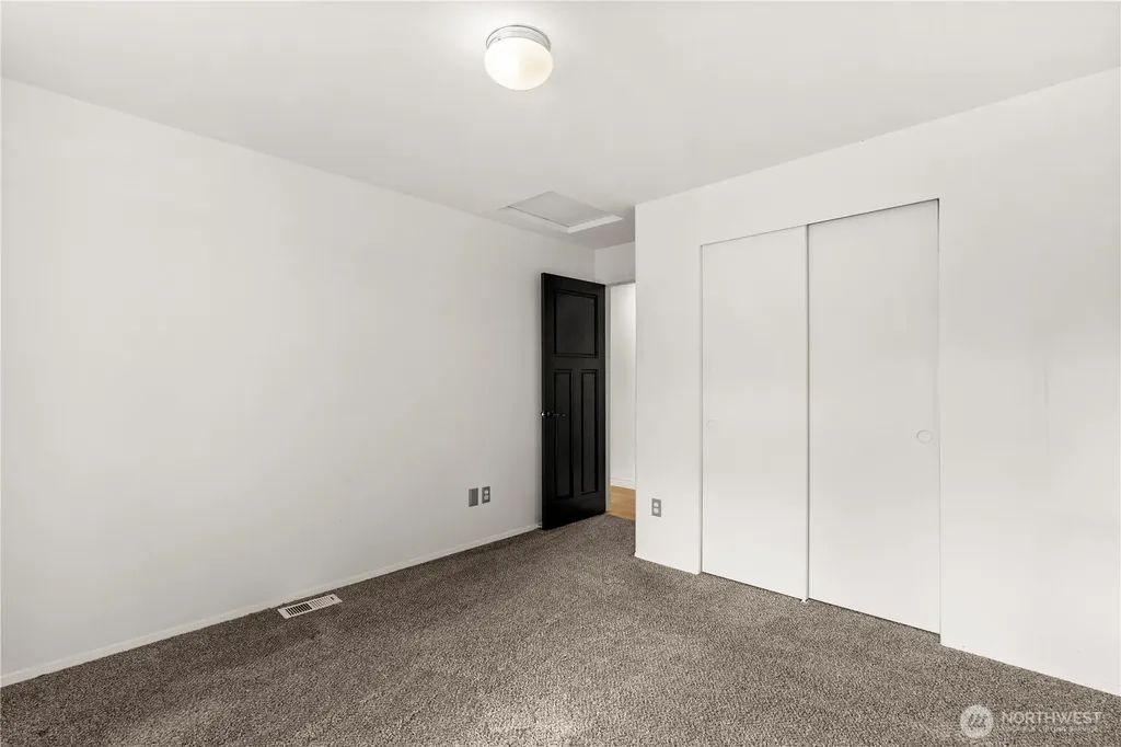 22901 128th Avenue E Graham WA 98338