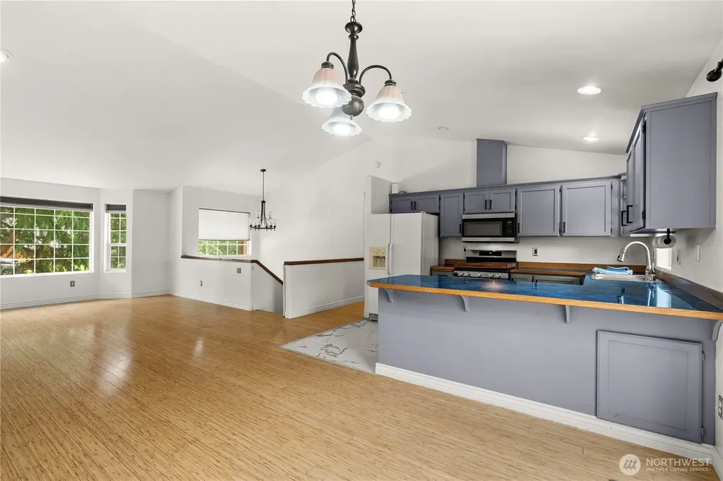 22901 128th Avenue E Graham WA 98338