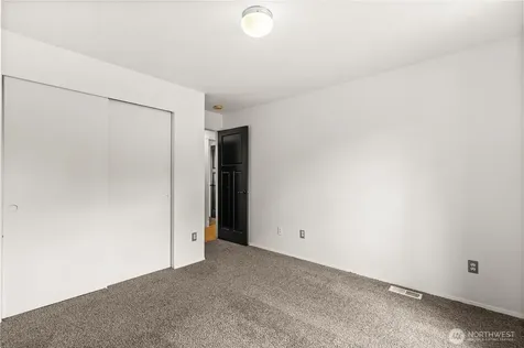 22901 128th Avenue E Graham WA 98338