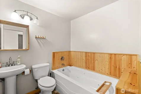 22901 128th Avenue E Graham WA 98338