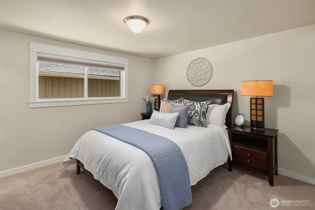 525 Mount Everest Lane SW Issaquah WA 98027