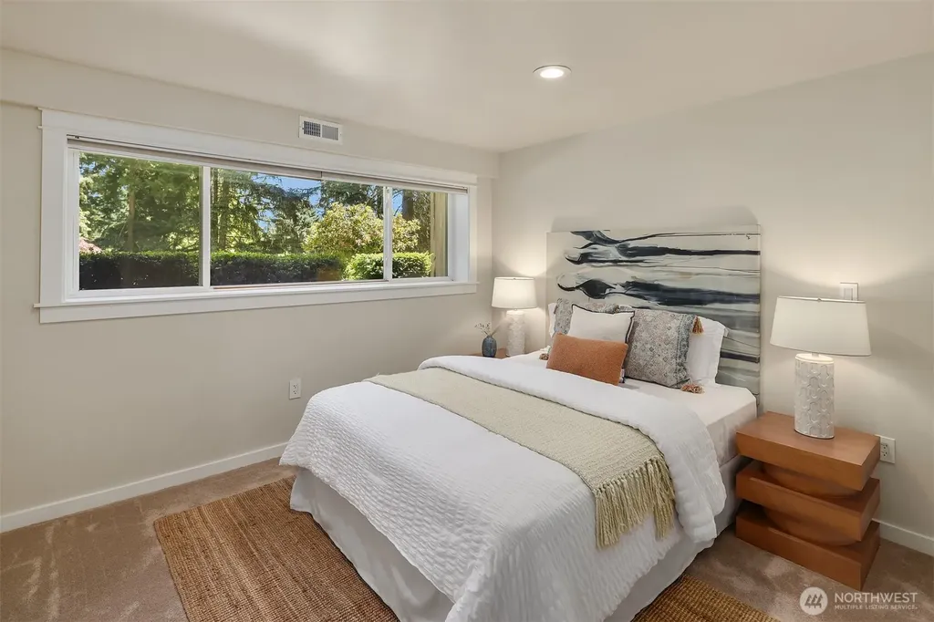 525 Mount Everest Lane SW Issaquah WA 98027