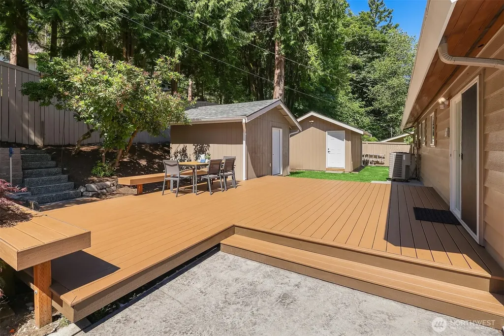 525 Mount Everest Lane SW Issaquah WA 98027