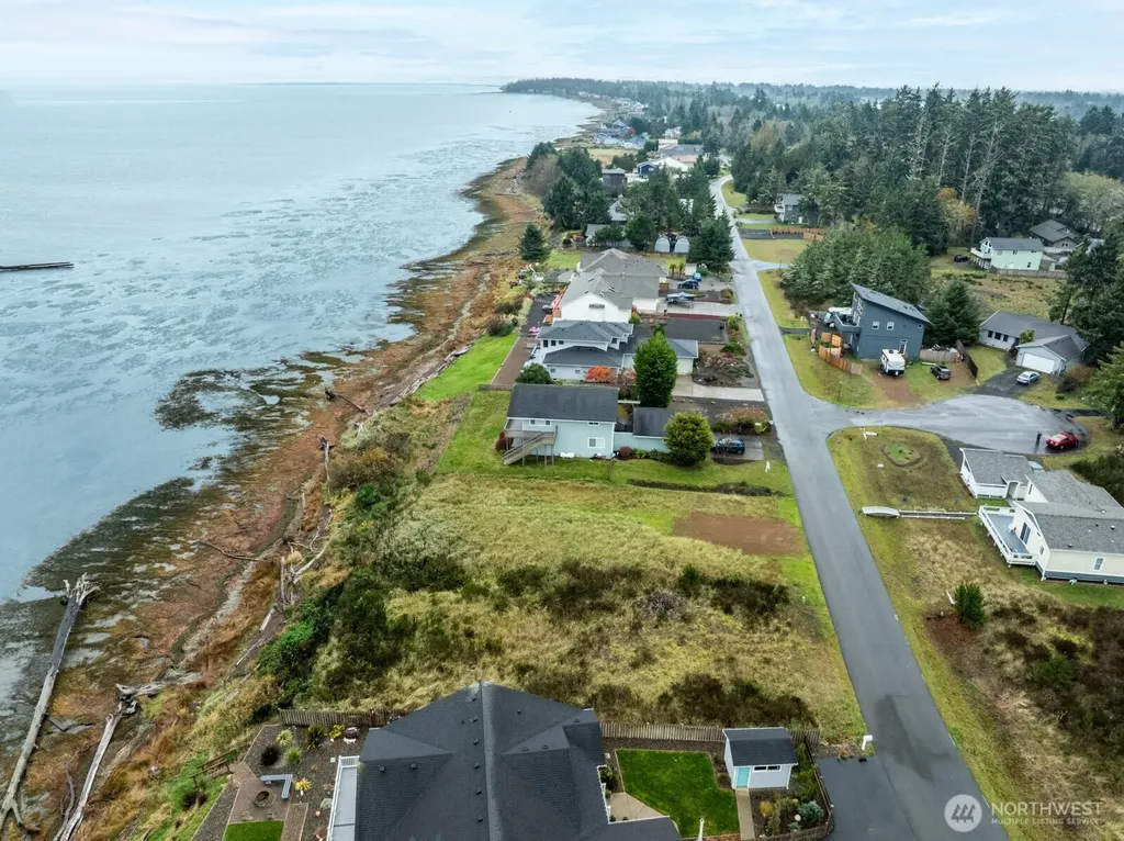 130 Sunrise Avenue SE Ocean Shores WA 98569